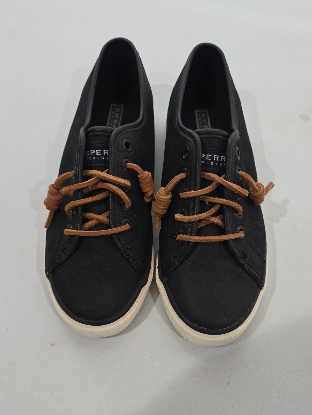 Sperry Women's 6.5 Seacoast Leather Sneaker Black Matte with Leather Laces